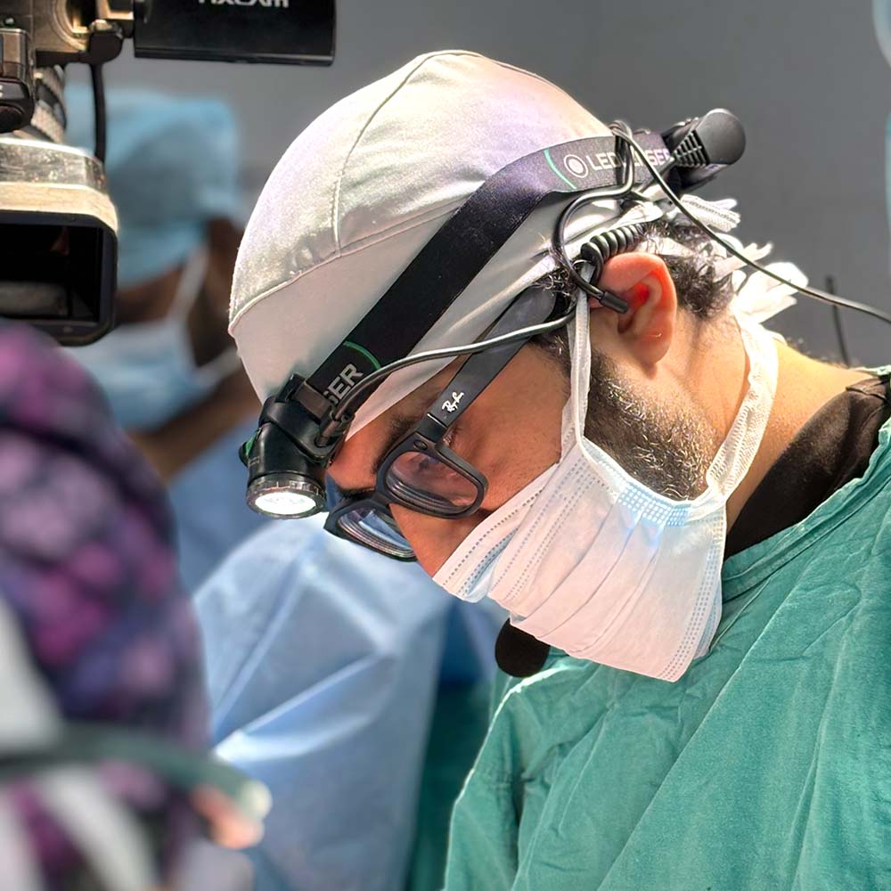 Dr. Umang Kothari's journey - The Hair and Shape Clinic, Mumbai